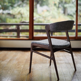 PM205_BOND_chair