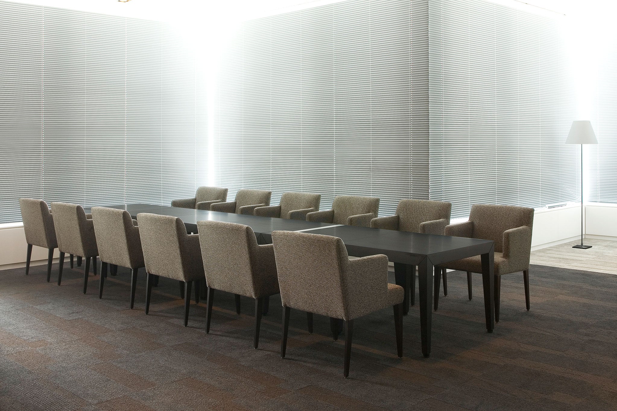 PM147_LEEVEN_armchair – ROCKSTONE PM147_LEEVEN_armchair – ROCKSTONE