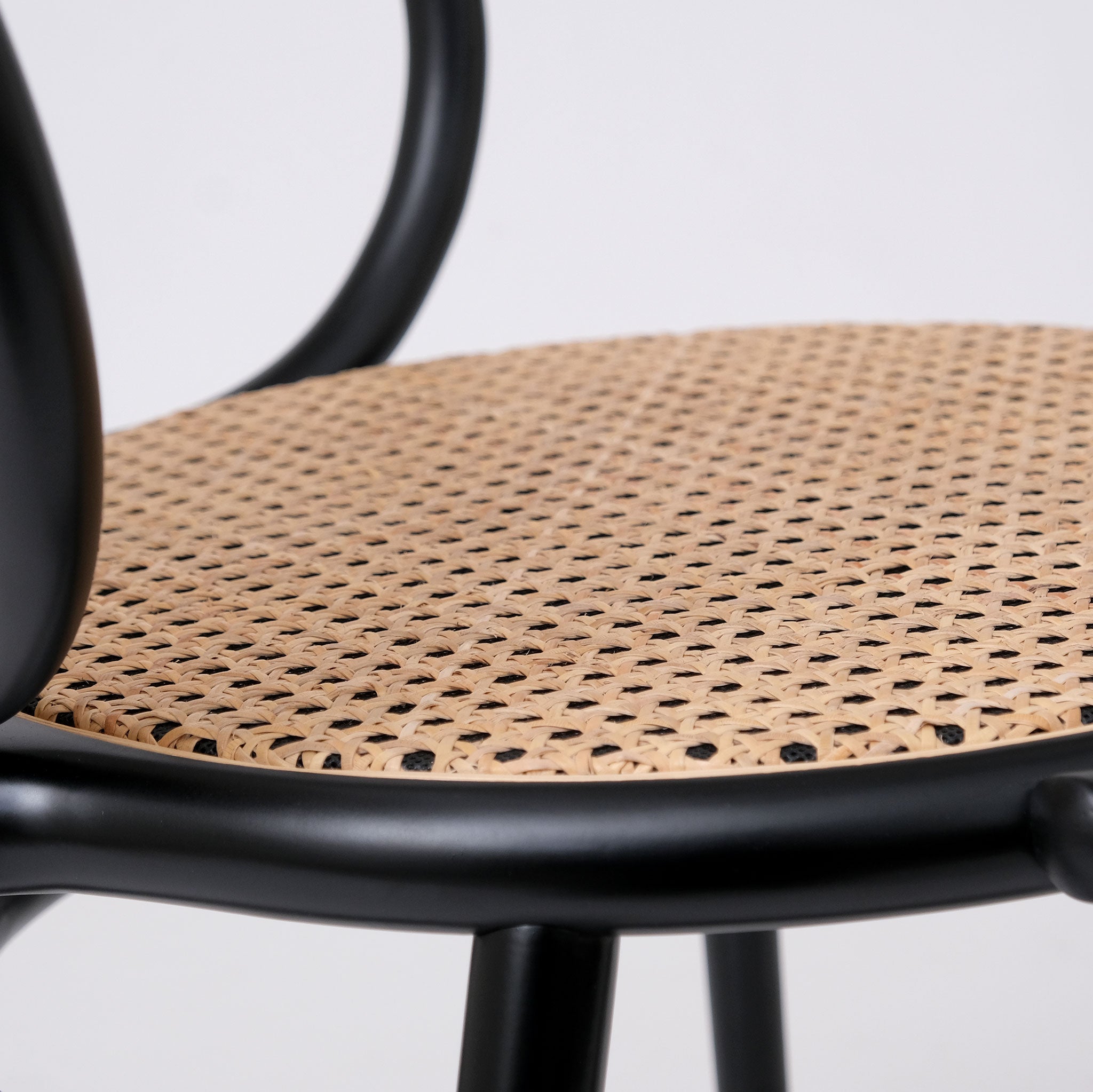 PM241 HOOPA DINING CHAIR ベントウッドチェア ダイニングチェア