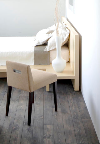 PM141_LEEVEN_low back chair