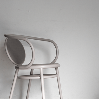 PM240 HOOPA DINING ARM CHAIR